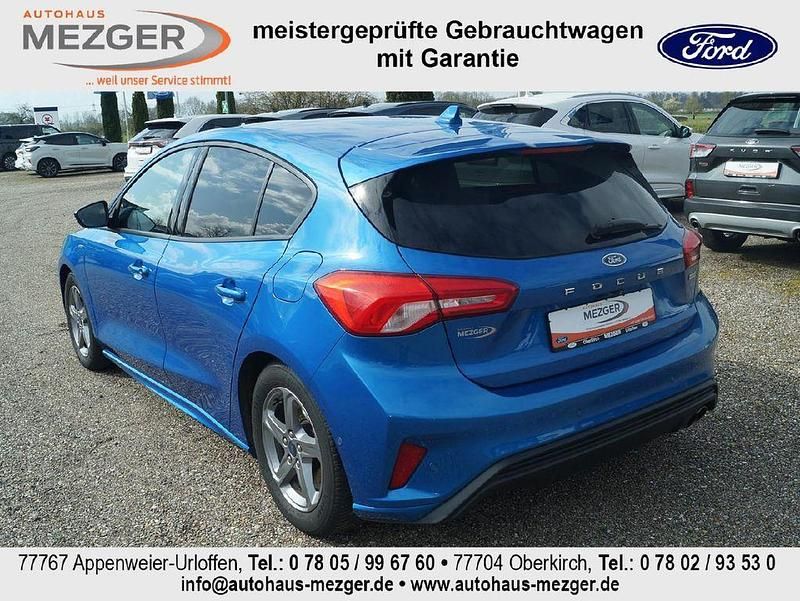 Gebraucht Ford Focus ST-Line 125 PS (91 kW) 2018 Blau Limousine