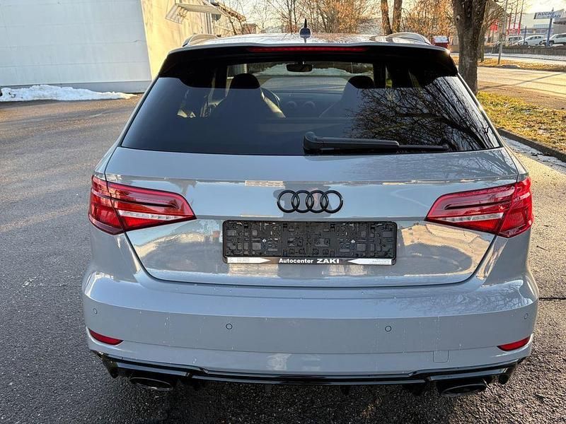 Gebraucht Audi RS3 Sport 400 PS (294 kW) 2020 Grau Limousine
