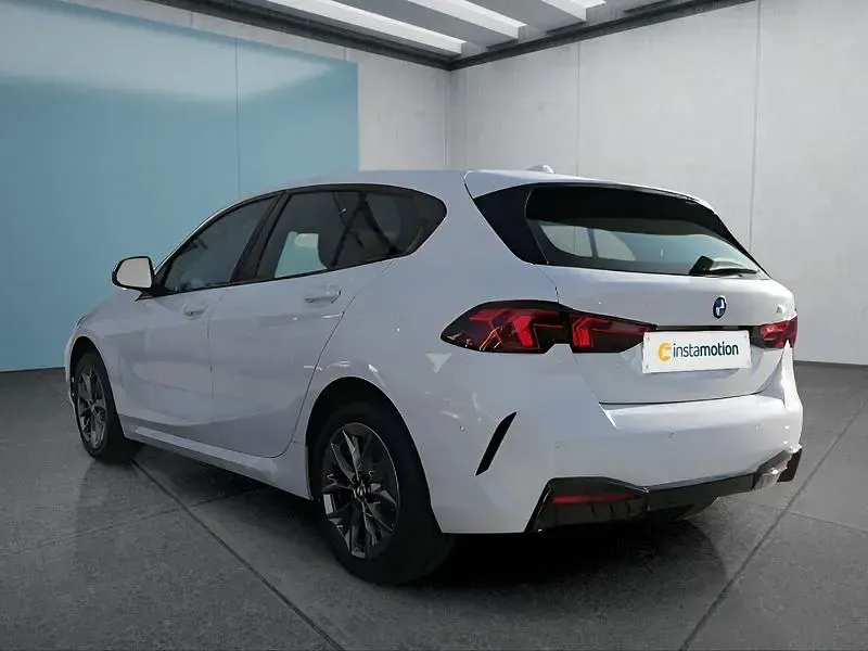 Gebraucht BMW 116 122 PS (89 kW) 2026 Weiß Kleinwagen
