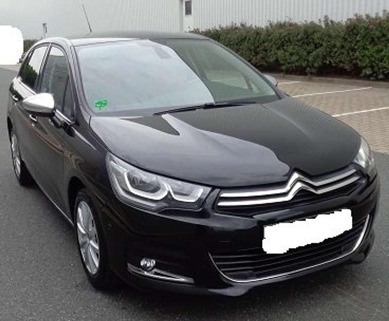 Schwarz Gebraucht 2016 Citroën C4 PureTech Limousine | 13.349 € (Teuer) - Bild 1/4