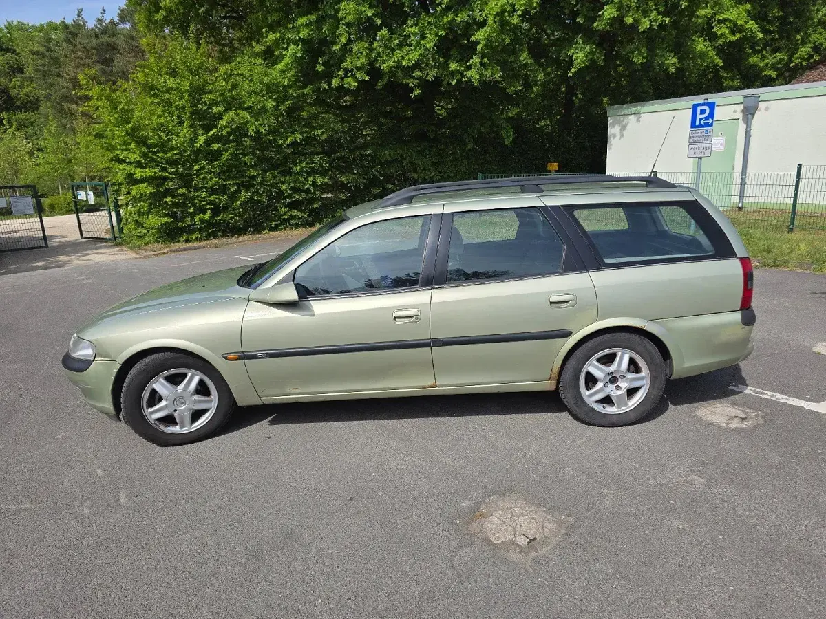 Gebraucht Opel Vectra 1997 Grün Kombi
