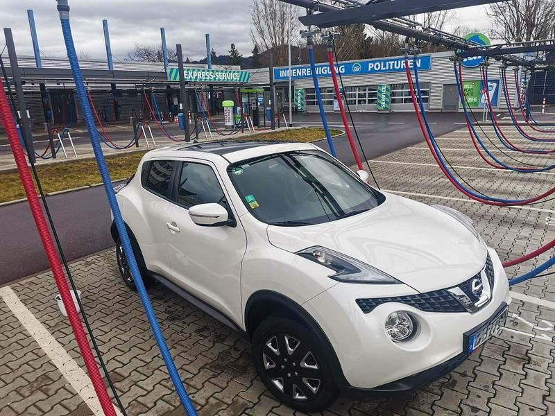 Gebraucht Nissan Juke N-Connecta 117 PS (86 kW) 2016 Beige SUV