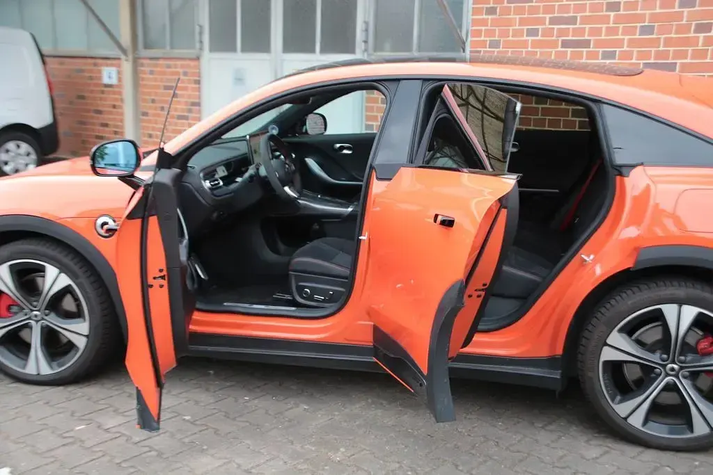 Gebraucht Smart #3 Brabus 314 kW (428 PS) 2025 Orange (metallic) SUV