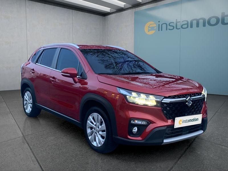 Gebraucht Suzuki SX4 129 PS (94 kW) 2023 Rot SUV
