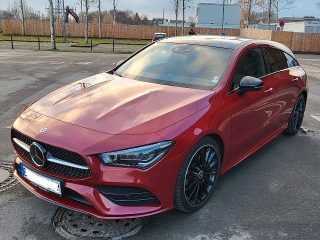 Gebraucht Mercedes CLA250 Shooting Brake AMG 224 PS (164 kW) 2021 Rot Kombi