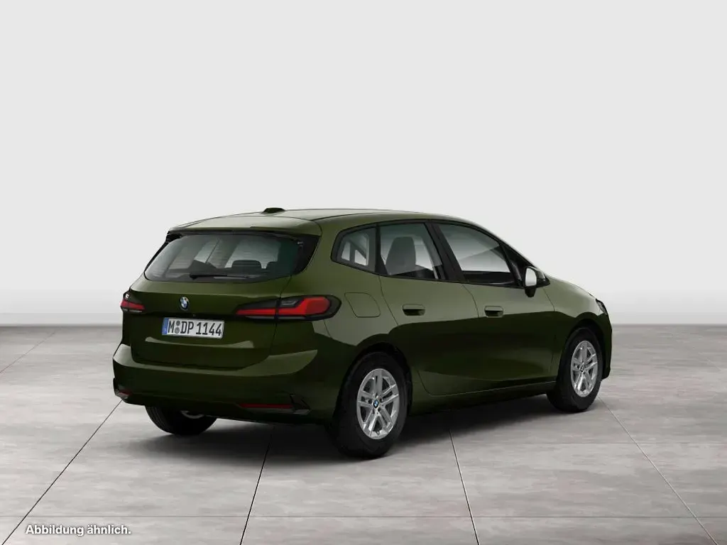 Gebraucht BMW 218 Efficient Dynamics 136 PS (100 kW) 2023 Sanremo green Van / Kleinbus