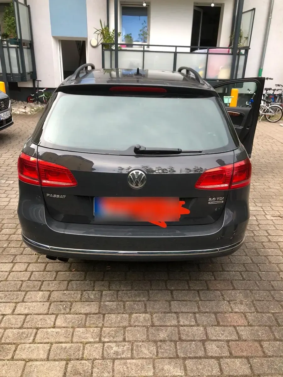 Gebraucht VW Passat Highline 140 PS (102 kW) 2014 Grau Kombi