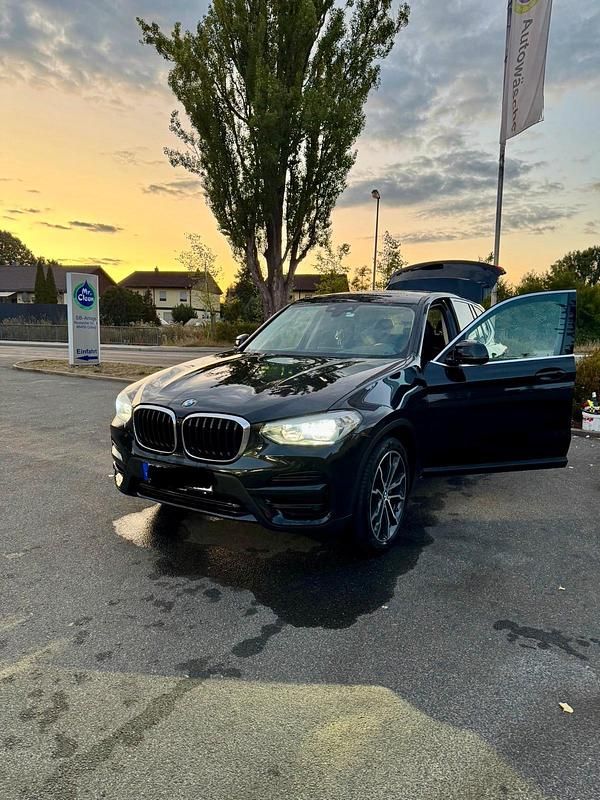 Schwarz Gebraucht 2018 BMW X3 Sport Line SUV | 29.999 € (Fairer Preis) - Bild 1/4