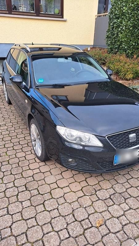 Schwarz Gebraucht 2012 Seat Exeo Style Kombi | 2.800 € (Superpreis) - Bild 1/4