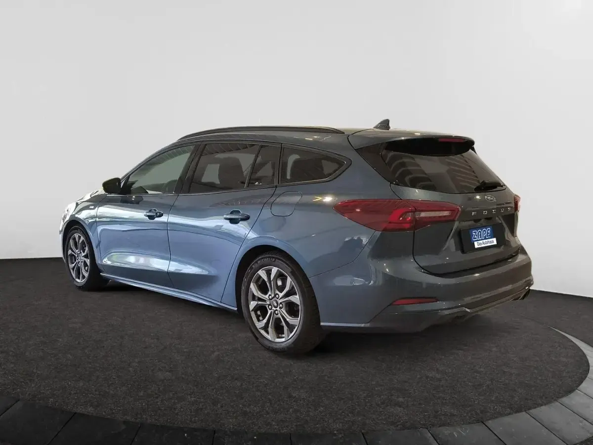 Używany Ford Focus ST-Line X 155 KM (114 kW) 2024 Niebieski Kombi