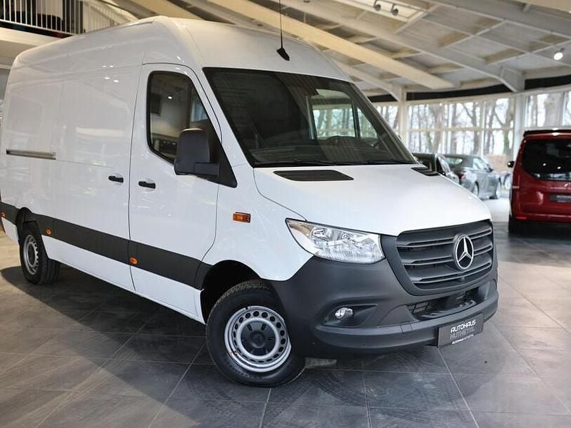 Gebraucht Mercedes Sprinter 170 PS (125 kW) 2024 Weiß Van