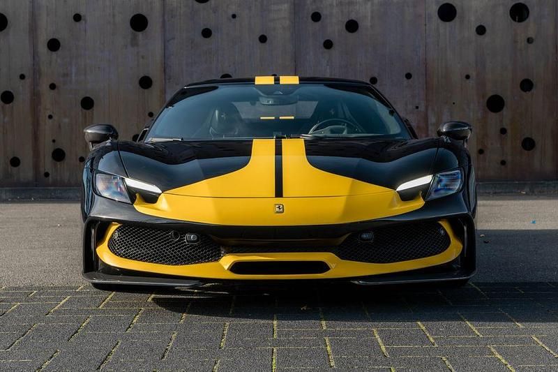 Gebraucht Ferrari 296 829 PS (609 kW) 2023 Nero ds 1250 Coupé