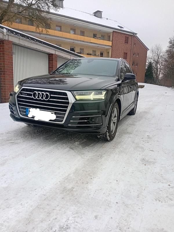 Schwarz Gebraucht 2018 Audi Q7 SUV | 28.750 € (Superpreis) - Bild 1/4