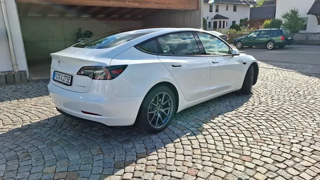 Usado Tesla Model 3 Long Range AWD 366 kW (498 CV) 2021 Blanco Berlina
