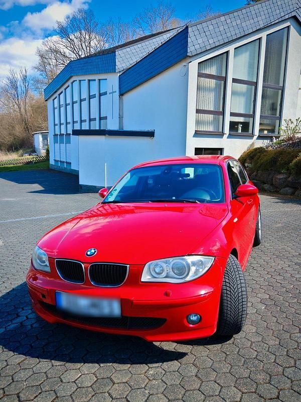 Gebraucht BMW 120 163 PS (119 kW) 2006 Rot Kleinwagen