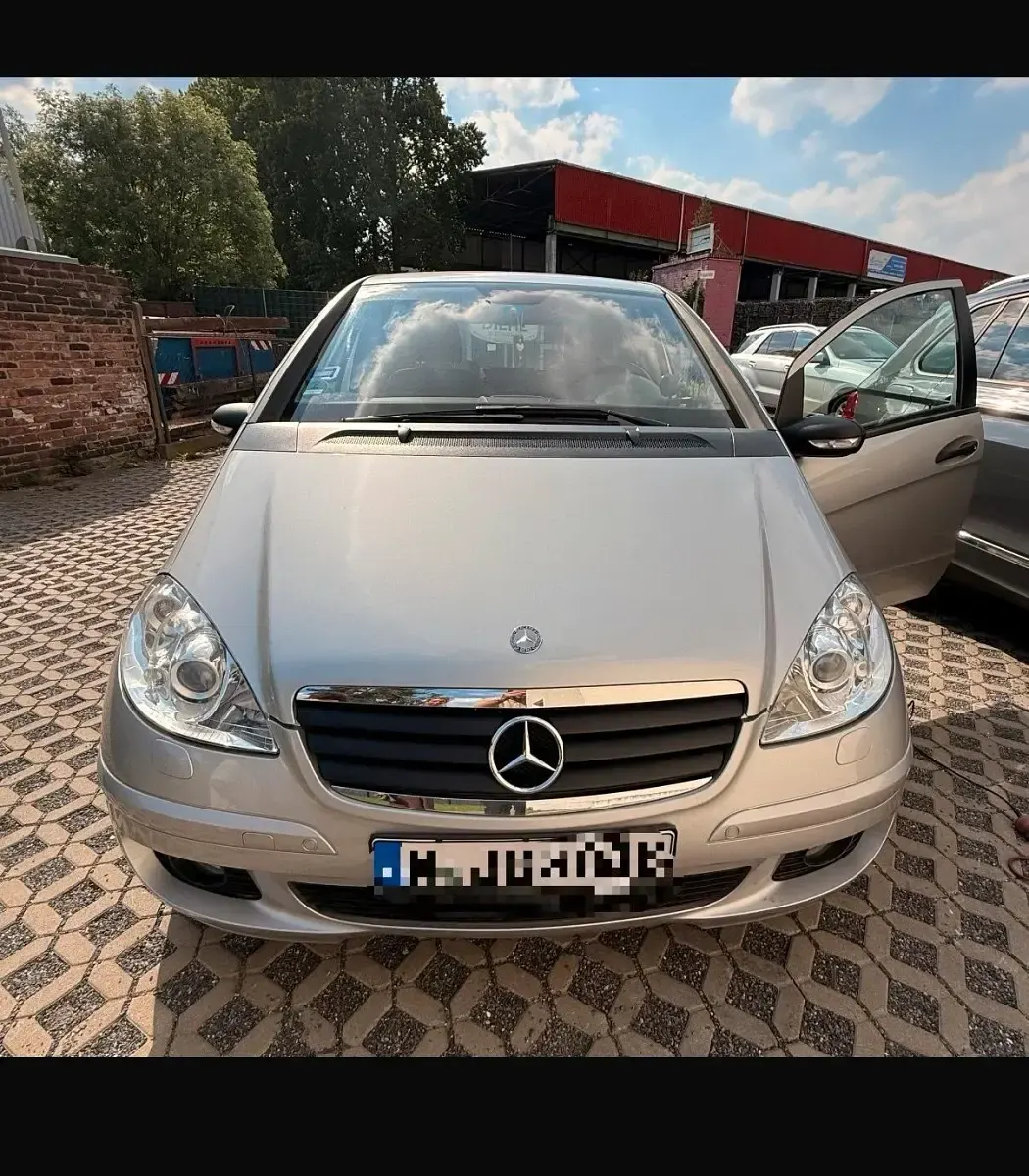 Gebraucht Mercedes A150 95 PS (69 kW) 2005 Silber Kleinwagen