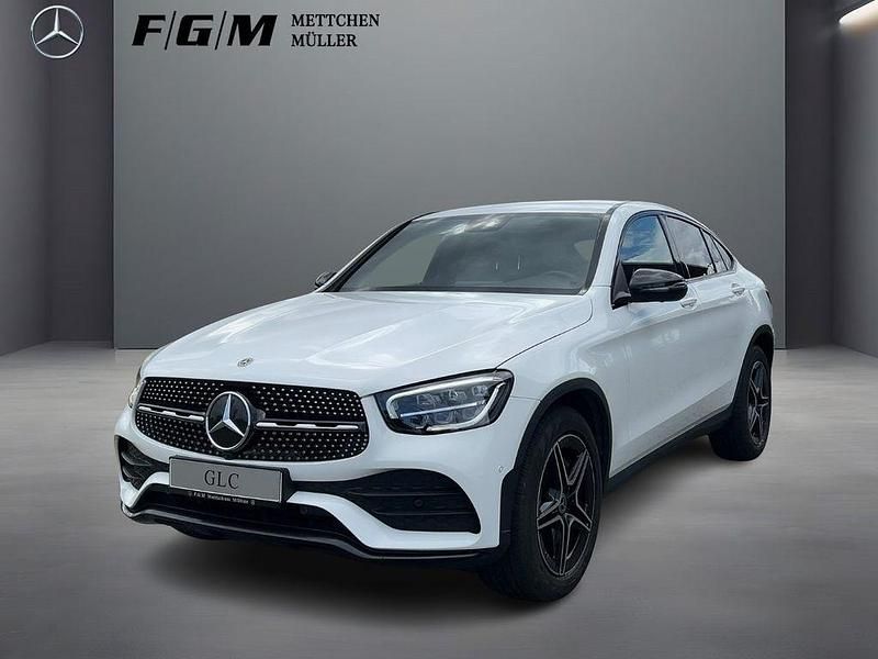Polarweiß Gebraucht 2022 Mercedes GLC200 AMG line SUV | 39.970 € (Fairer Preis) - Bild 1/4