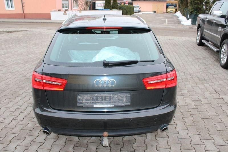 Gebraucht Audi A6 Ambiente 245 PS (180 kW) 2012 Grau Kombi
