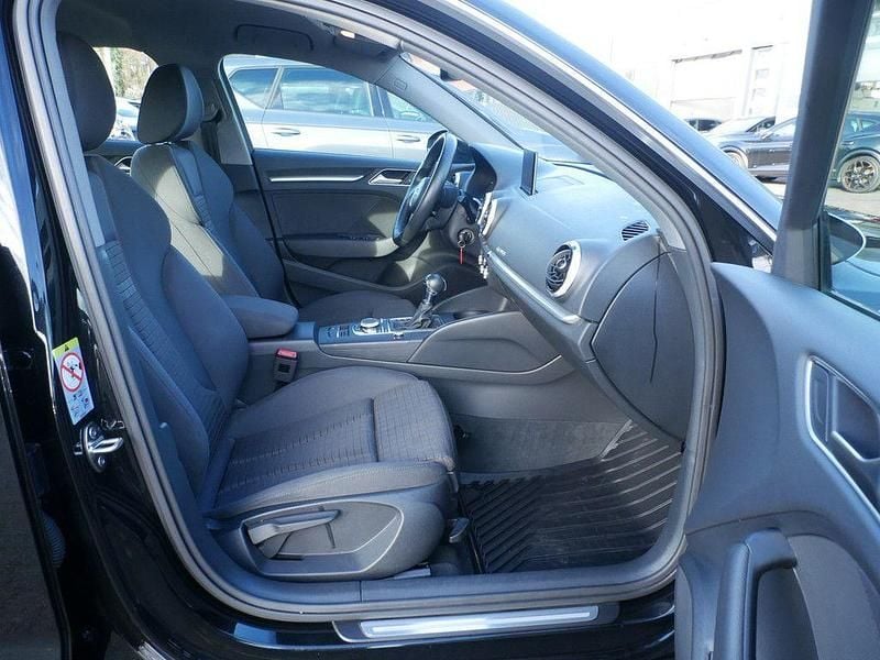 Gebraucht Audi A3 Sport 190 PS (139 kW) 2017 Schwarz Limousine