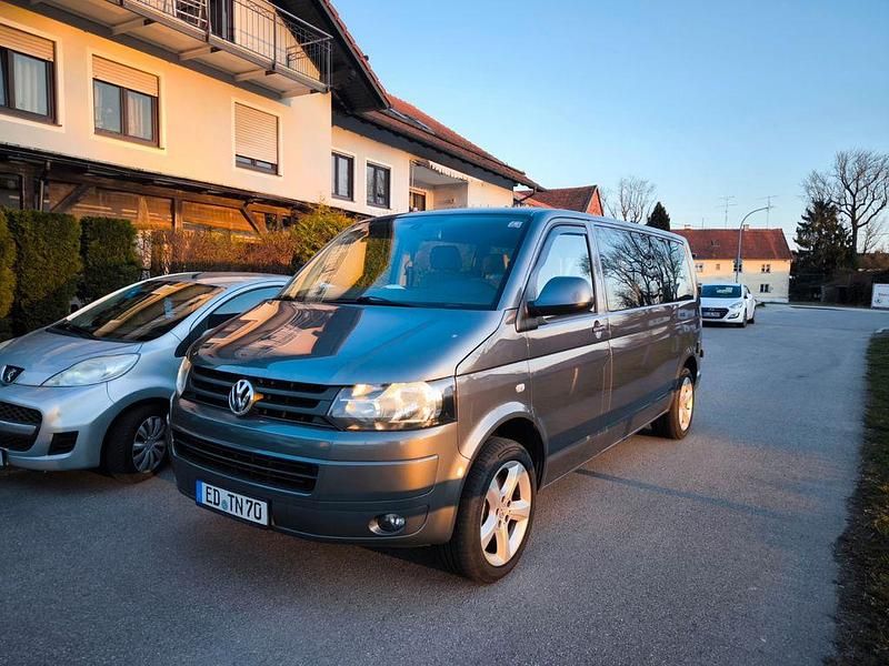 Gebraucht VW Transporter 179 PS (131 kW) 2010 Grau Van