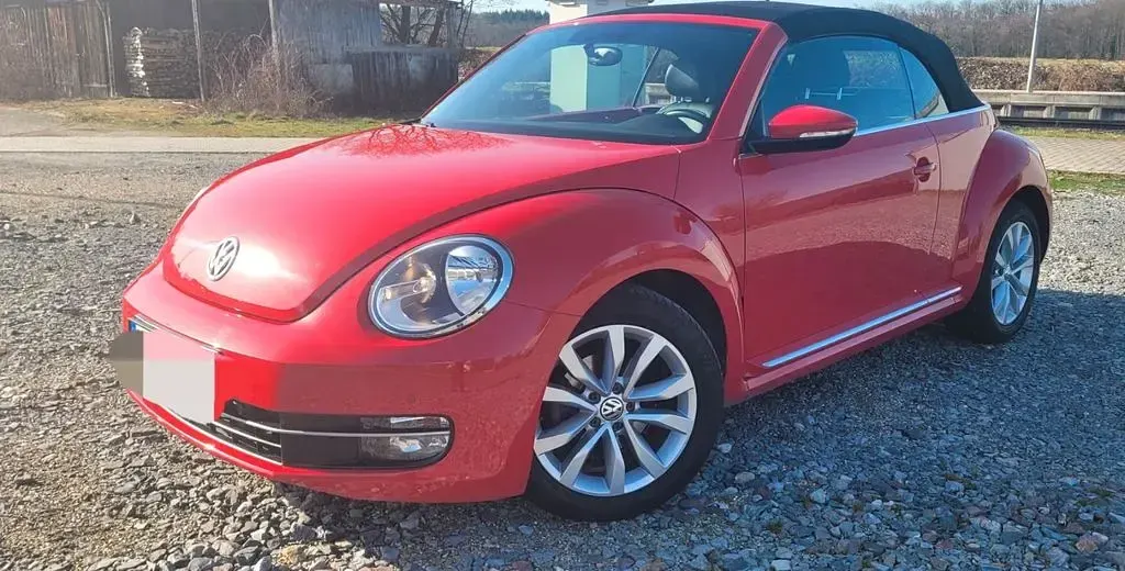 Gebraucht VW Beetle Design 105 PS (77 kW) 2013 Rot Kleinwagen