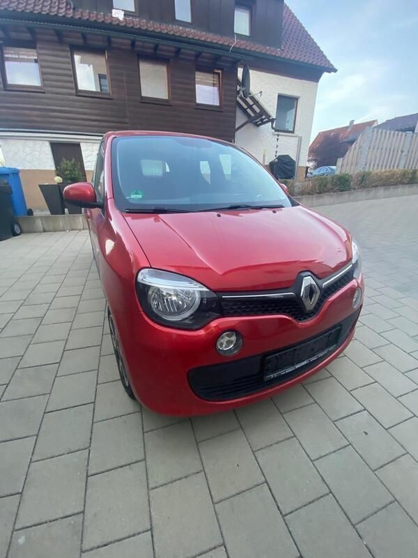 Rot Gebraucht 2015 Renault Twingo Dynamique Kleinwagen | 5.499 € (Guter Preis) - Bild 1/4