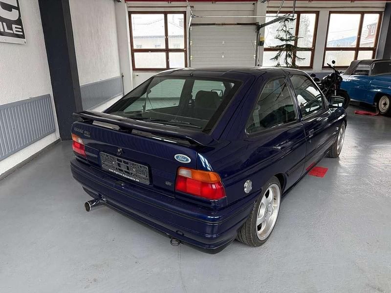 Occasion Ford Escort RS 150 ch (110 kW) 1992 Bleue Berline
