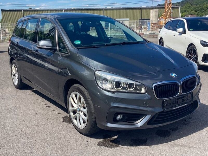 Gebraucht BMW 220 Gran Tourer Advantage 190 PS (139 kW) 2018 Grau Van / Kleinbus