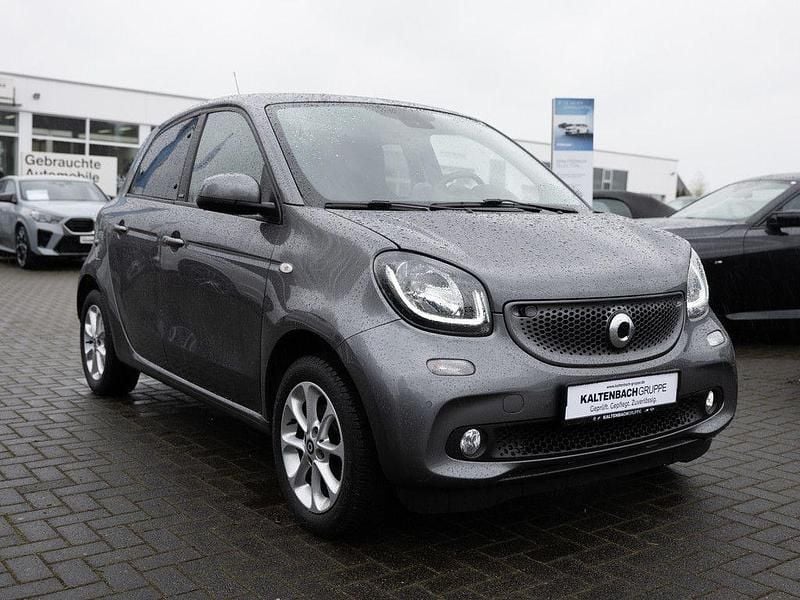Gebraucht Smart ForFour Passion 90 PS (66 kW) 2019 Grau Kleinwagen
