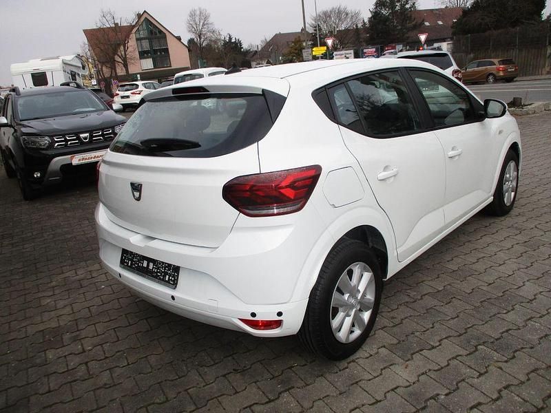 Gebraucht Dacia Sandero Comfort 91 PS (66 kW) 2022 Weiß Limousine