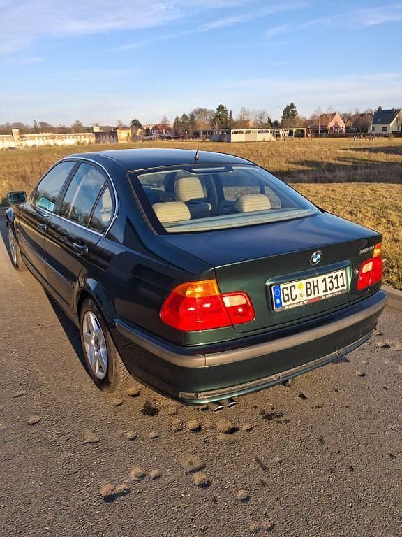 Gebraucht BMW 323 170 PS (125 kW) 1998 Grün Limousine