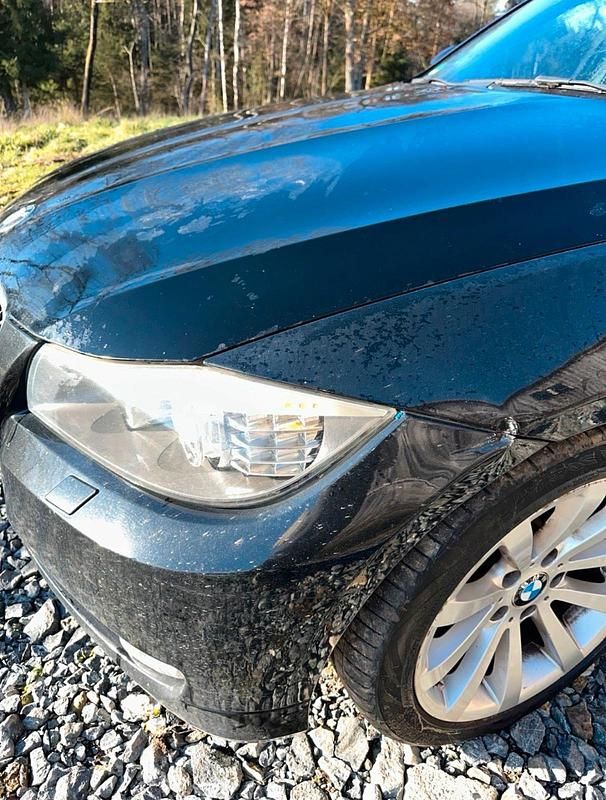 Gebraucht BMW 325 197 PS (144 kW) 2009 Schwarz Kombi