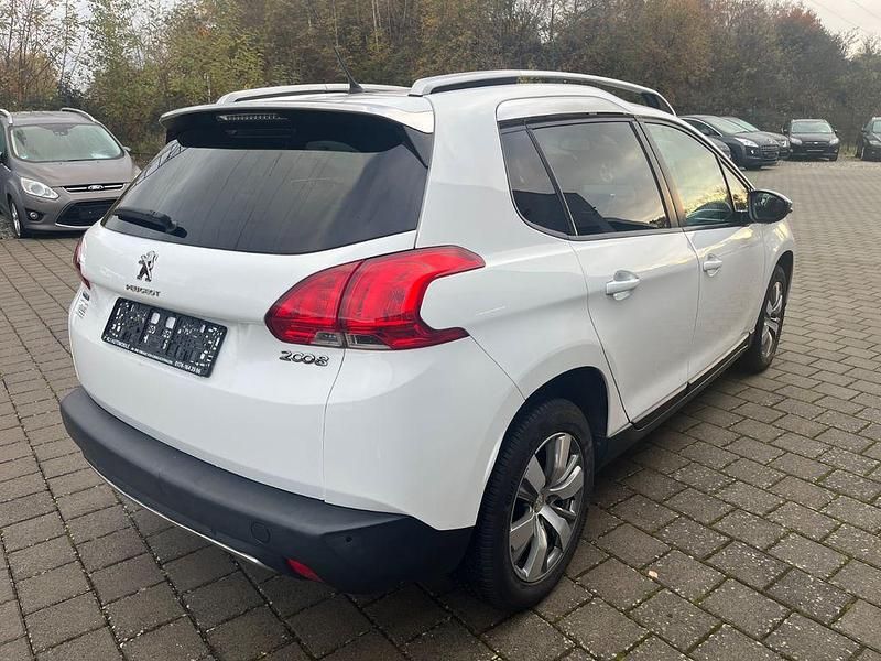 Gebraucht Peugeot 2008 Style 99 PS (72 kW) 2016 Weiß SUV