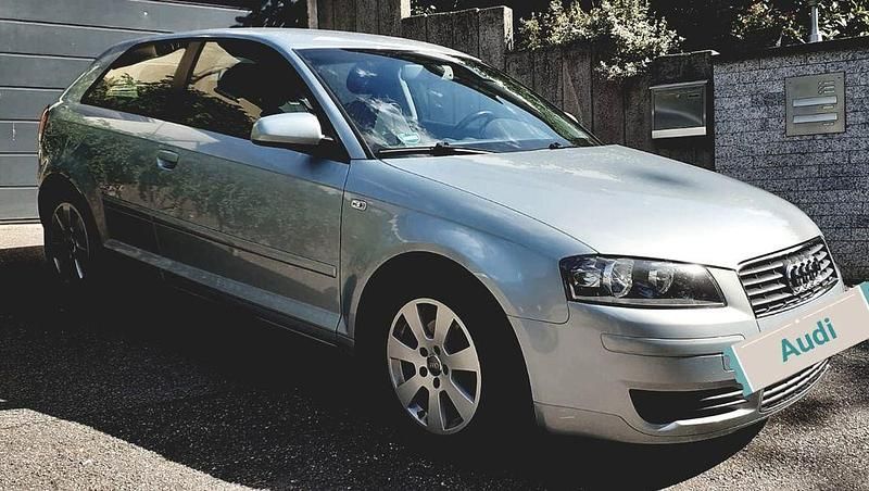 Gebraucht 2004 Audi A3 Ambiente Limousine | 2.990 € (Fairer Preis) - Bild 1/4