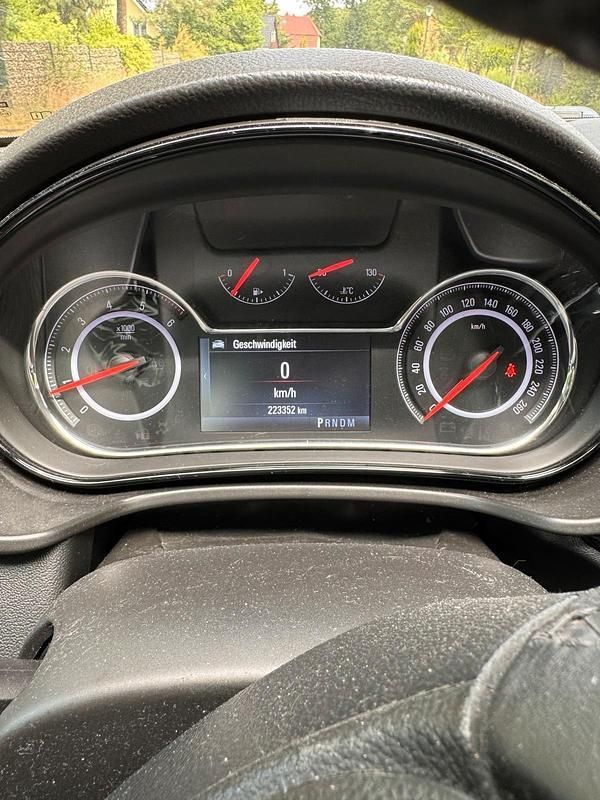 Grau Gebraucht 2014 Opel Insignia Kombi | 4.800 € (Superpreis) - Bild 1/4