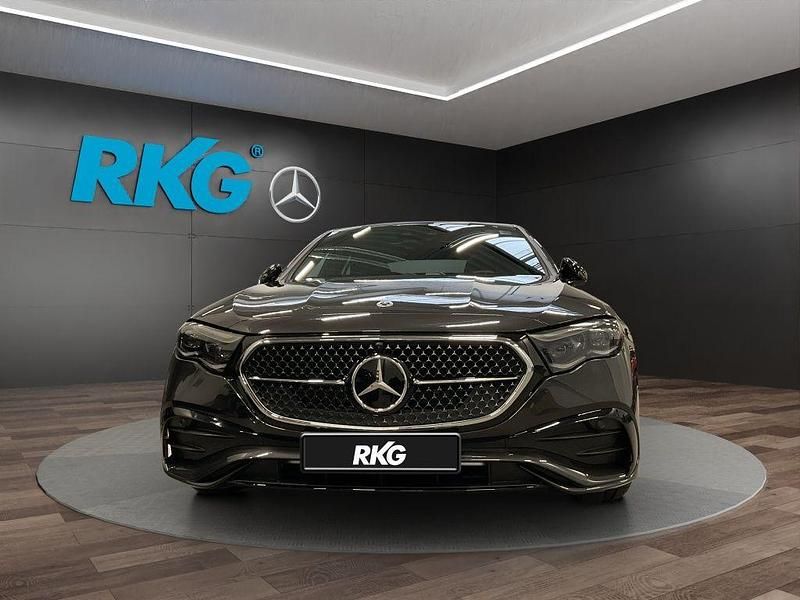 Gebraucht Mercedes E220 AMG 197 PS (144 kW) 2026 Grau Limousine