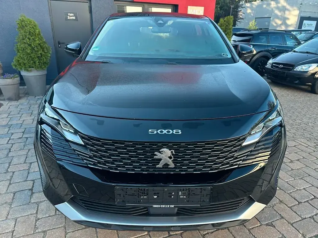 Gebraucht Peugeot 5008 Active 131 PS (96 kW) 2022 Schwarz SUV
