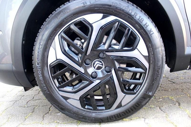 Gebraucht Citroën C4 Shine 131 PS (96 kW) 2022 Grau Limousine