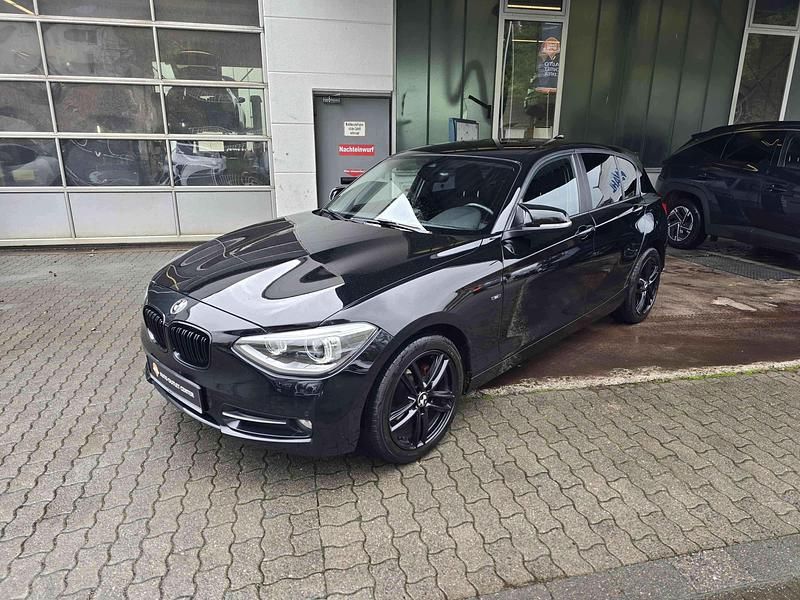 Schwarz Gebraucht 2015 BMW 116 Sport Line Kleinwagen | 12.880 € (Fairer Preis) - Bild 1/4
