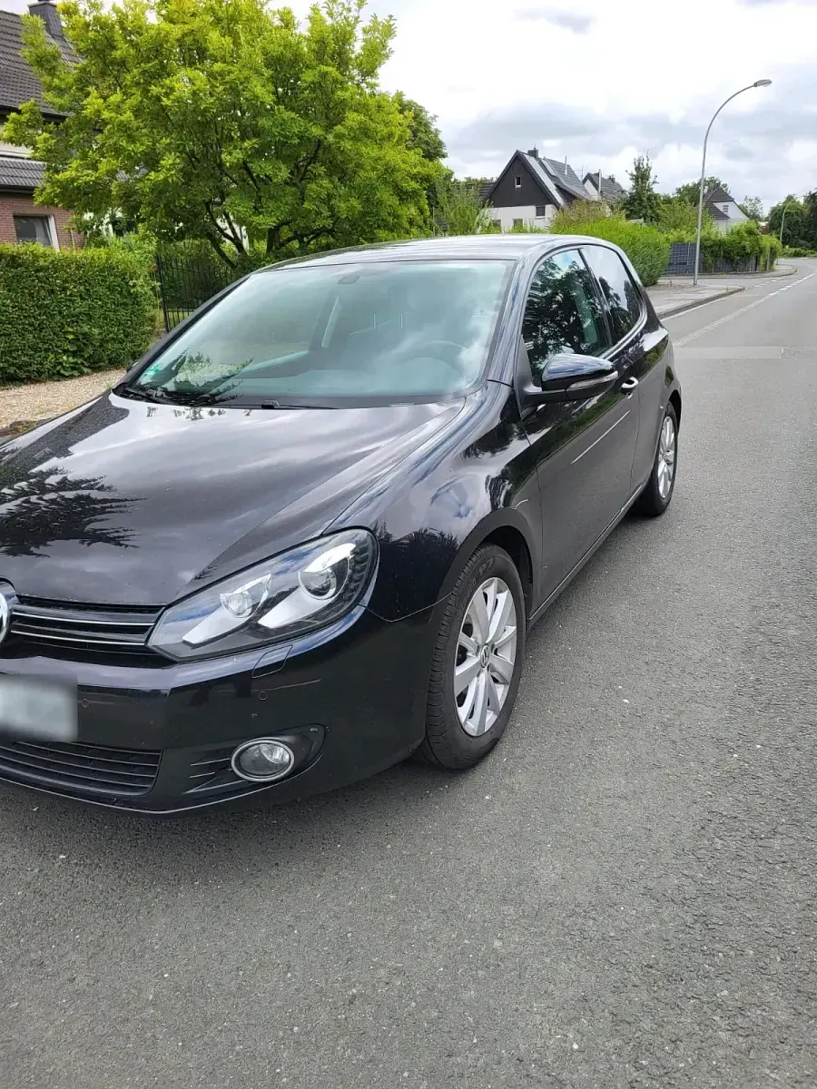 Gebraucht VW Golf VI 140 PS (102 kW) 2011 Schwarz Kleinwagen