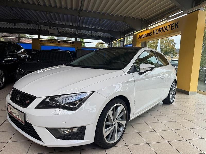 Weiß Gebraucht 2017 Seat Leon SC FR Kleinwagen | 12.950 € - Bild 1/4