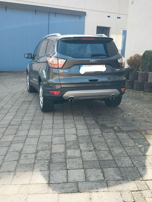 Gebraucht Ford Kuga Cool & Connect 150 PS (110 kW) 2018 Grau SUV