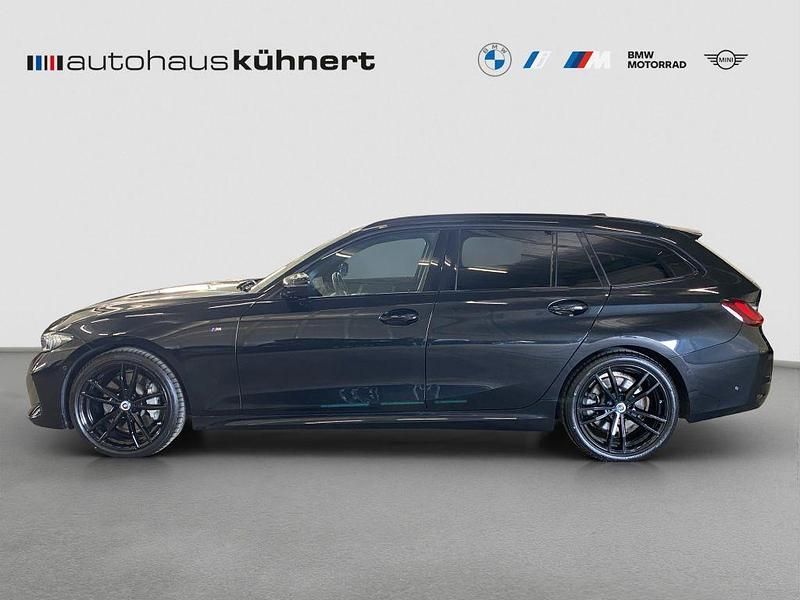 Gebraucht BMW 330 M Sport 286 PS (210 kW) 2023 Schwarz Kombi