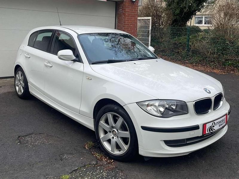 Gebraucht BMW 116 Advantage 122 PS (89 kW) 2010 Weiß Kleinwagen