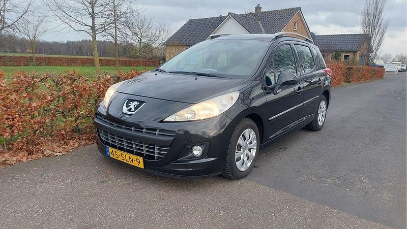 Schwarz Gebraucht 2011 Peugeot 207 Active Kombi | 1.250 € (Fairer Preis) - Bild 1/4