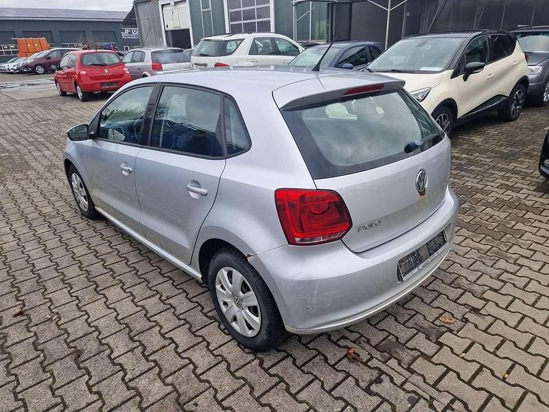 Gebraucht VW Polo Comfortline 75 PS (55 kW) 2012 Reflexsilber metallic Kleinwagen