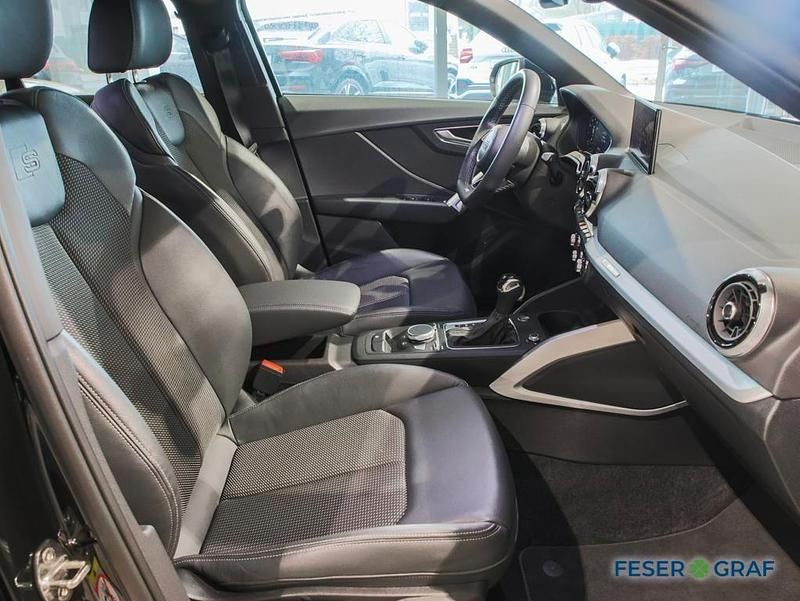 Gebraucht Audi Q2 Comfort 150 PS (110 kW) 2022 Mythosschwarz metallic SUV