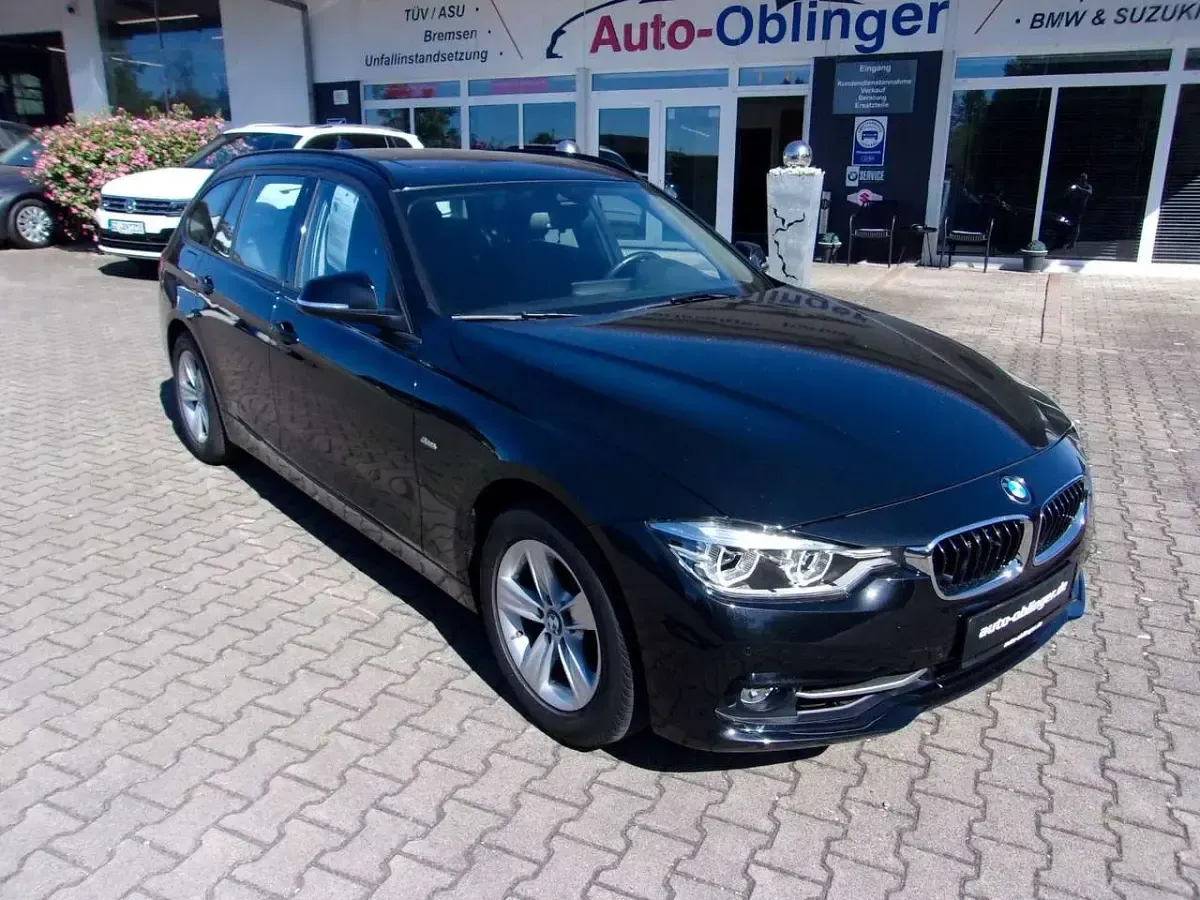 Gebraucht BMW 318 Sport Line 136 PS (100 kW) 2018 Schwarz Kombi