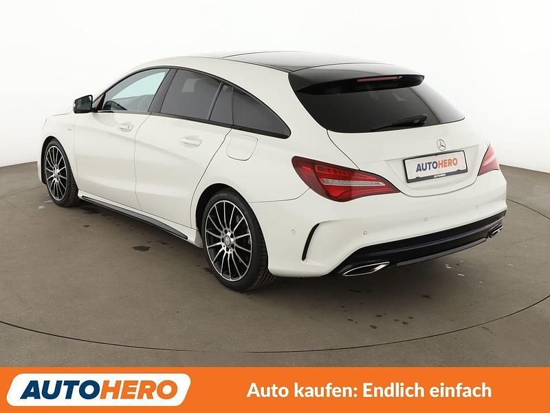 Gebraucht Mercedes CLA200 Shooting Brake AMG line 156 PS (114 kW) 2017 Weiß Kombi