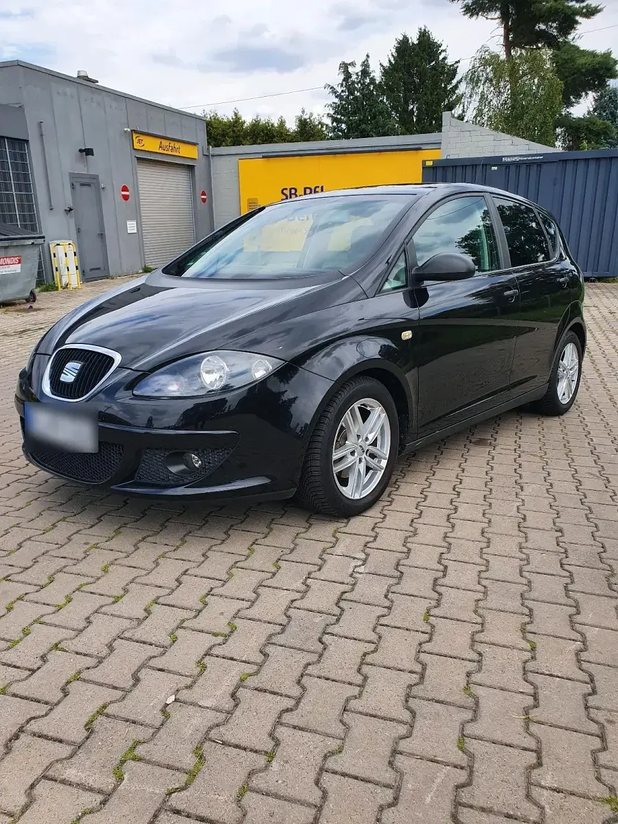 Gebraucht Seat Altea 102 PS (75 kW) 2026 Schwarz Van / Kleinbus